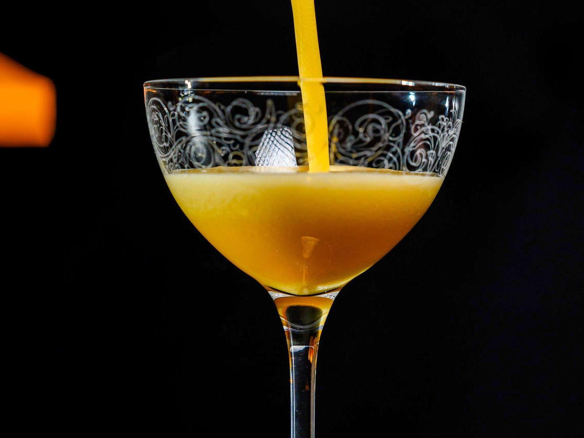 Pullman Riga Old Town Exterior foto A glass of orange juice